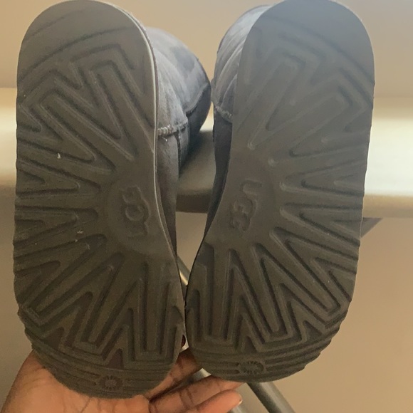 Tall Grey UGGS - Picture 4 of 9